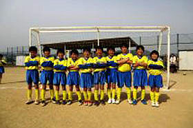 FC�䍑��G�C���X�^�[4�N